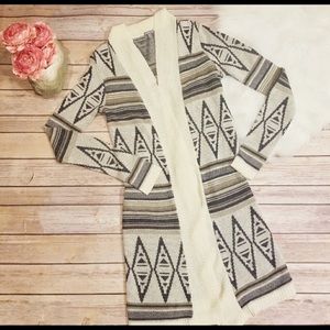 Charlotte Russe Aztec Small Duster